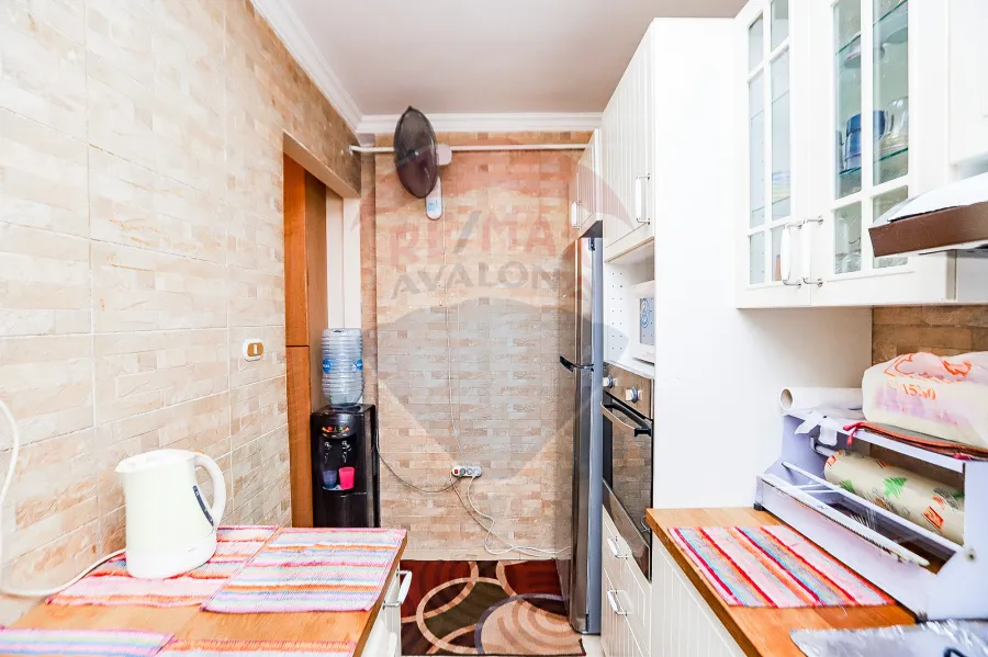 Apartment for Sale 160 m Fleming (Ahmed Basha Tork St - Steps from the Faculty of Physical Education.)