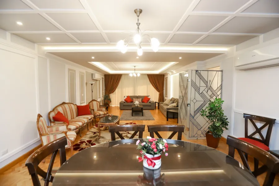 شقة للإيجار265م سموحة (ش بهاء الدين الغتوري)