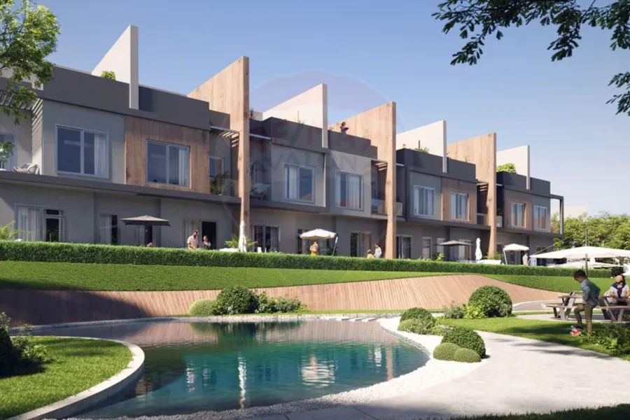 villa town house for sale 210m october (Compound West woods Sun Capital)