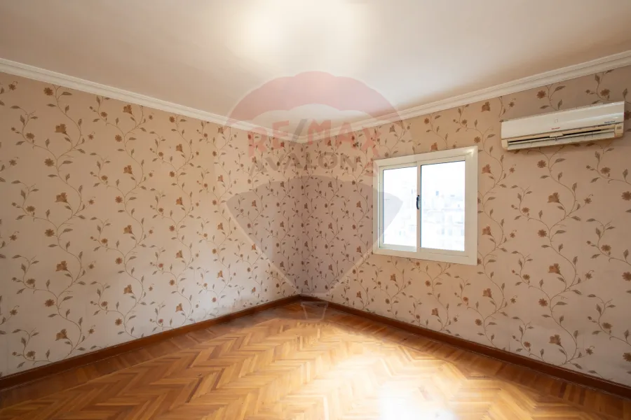 Apartment for sale 115 m Sidi Bishr Bahri (directly on the tram)