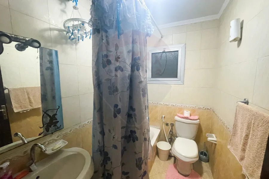 Furnished Apartment for rent 140 m Camp Caesar (2nd Num from the sea - steps from College of Engineering)