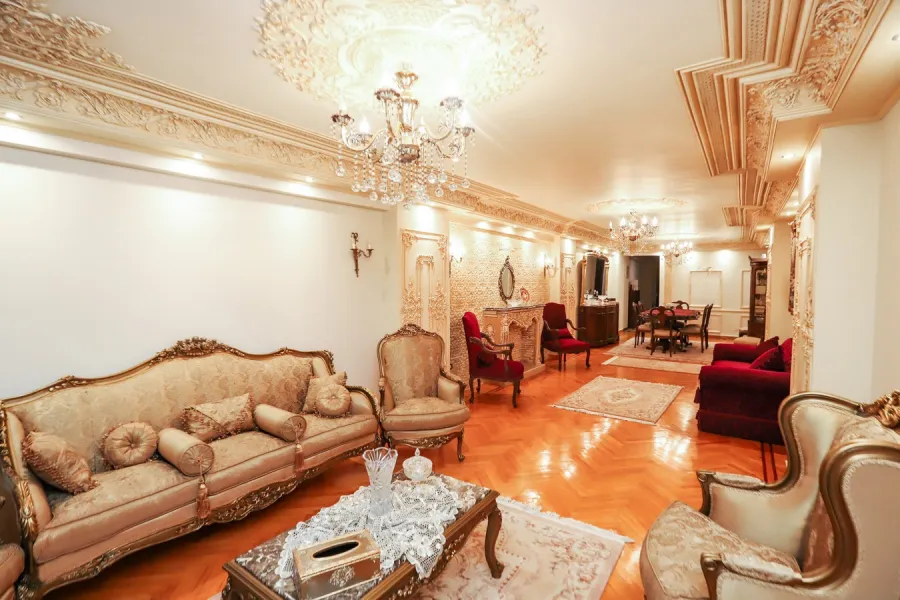 Apartment For Sale 215m Smouha (Naser Mousque St.)