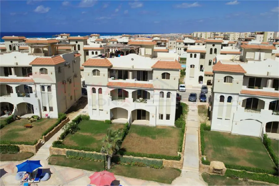 Ground chalet with roof for sale (La Sirena) 115 m