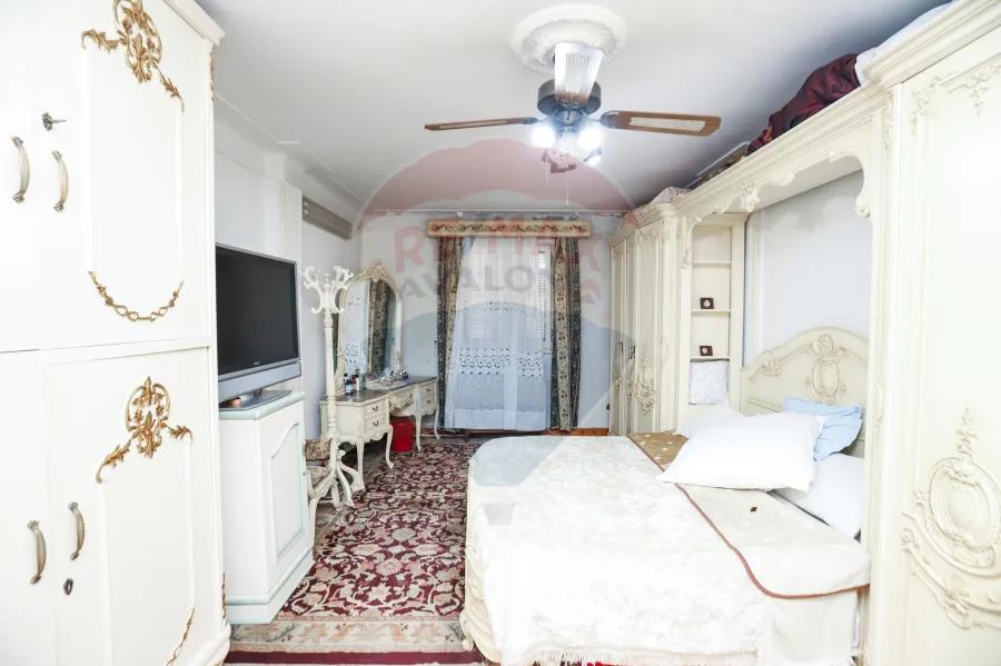 شقه للبيع 350 م لوران ( شارع شعراوي - ابراج الوطنيه )