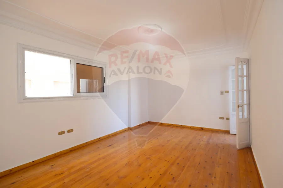 Apartment for sale 150 m jnaklis (mortada street - brand building)