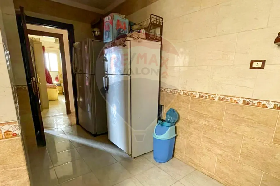 شقة للبيع 120 م محرم بك (على الترام)