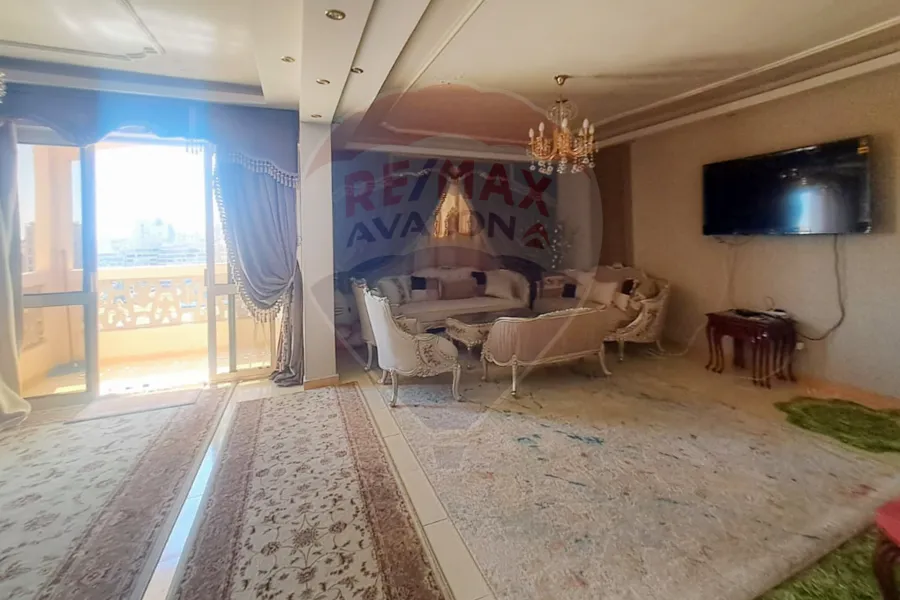 Apartment for sale 135 m Louran (Next to Victoria College School)