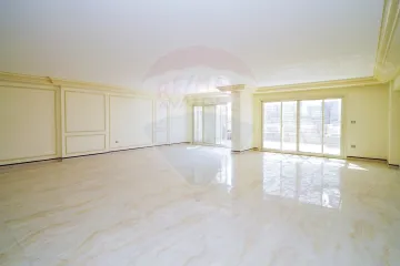 مقر اداري للايجار 300 م سموحة (بيتك ف النادي)