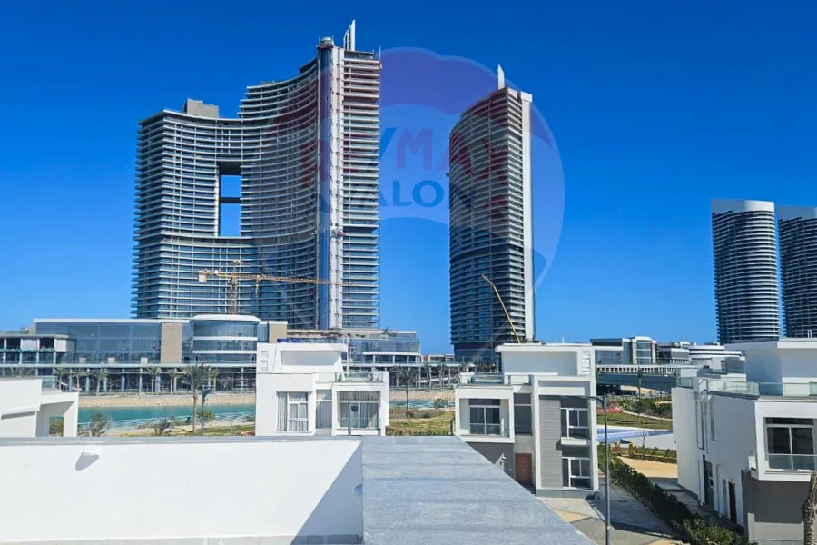 فيلا ستاندالوان للبيع (مزارين - العلمين) 720 م