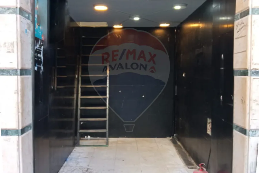 محل للبيع 13 م كيلوباترا (ش خضر التونى )