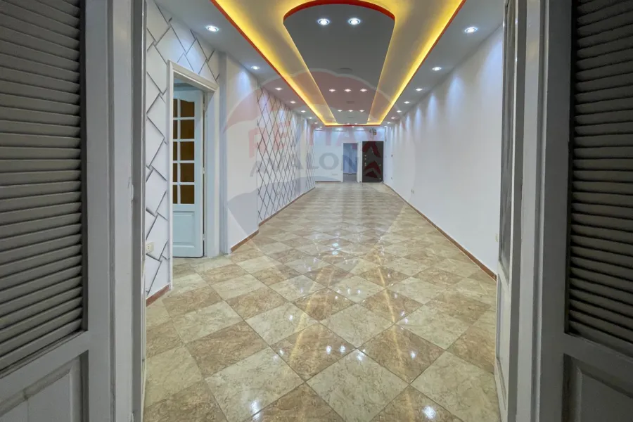 شقة للبيع 200 م العصافرة (خطوات من البحر)