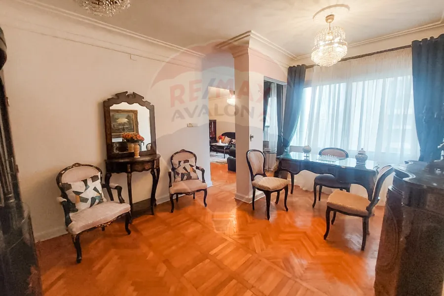 Furnished apartment for rent 120 m San Stefano (Directly On The Tram)