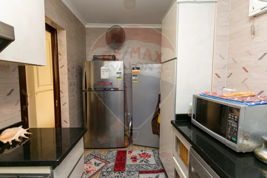 شقة للبيع 245 م كليوباترا (ش علم الدين)