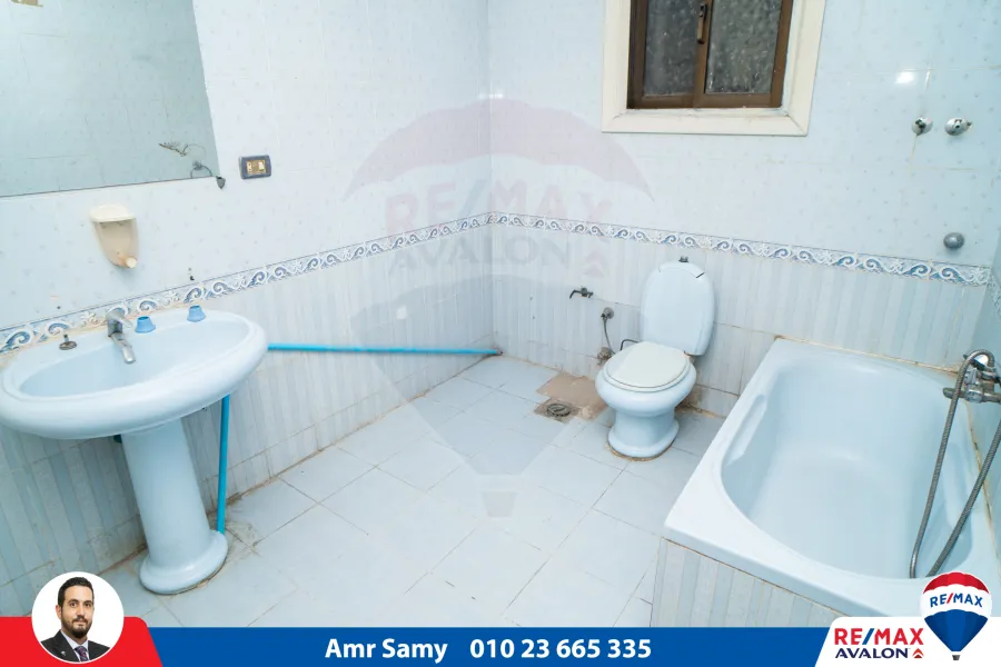 شقة للبيع 130م سموحة (شارع 14 مايو - بجوار جامعة فاروس)