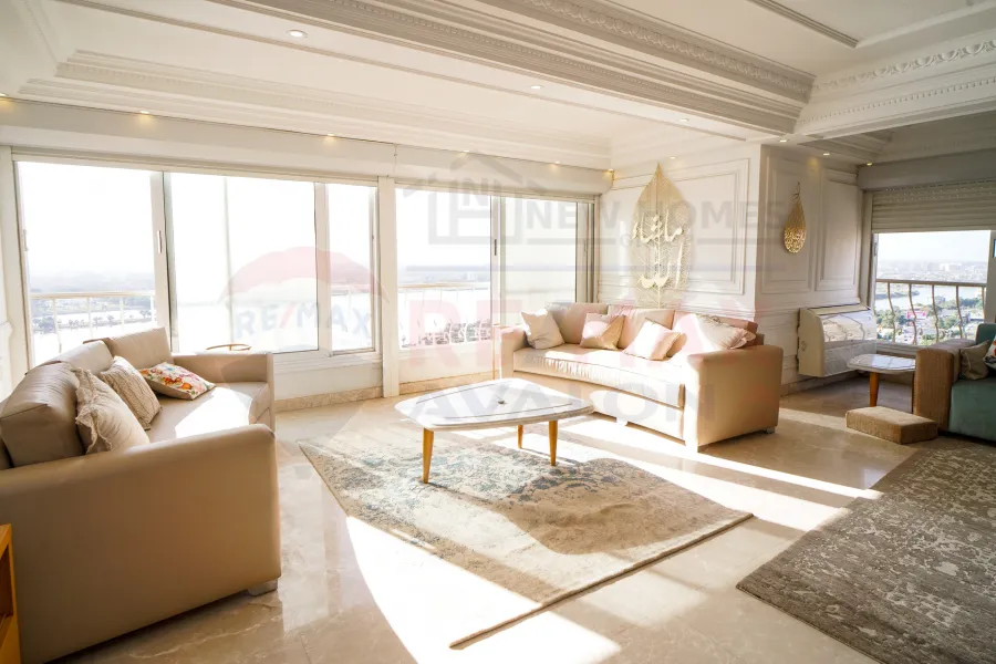 شقة للبيع 415 م المعادي  (كورنيش النيل مباشرة)