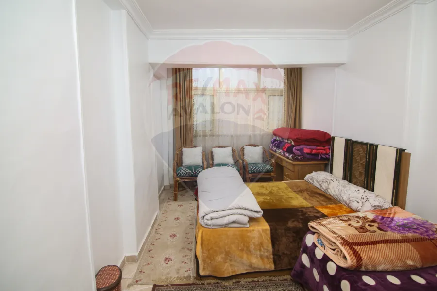 شقة للبيع 120 م الابراهيمية (خطوات من الكورنيش)