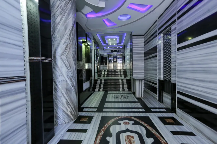 شقة للإيجار 150م كليوبترا -خلف فندق كليوبترا - ترى البحر