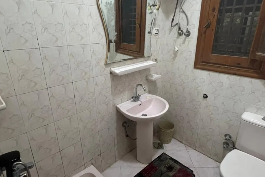 Furnished ground chalet + Garden for rent (Marina 7)