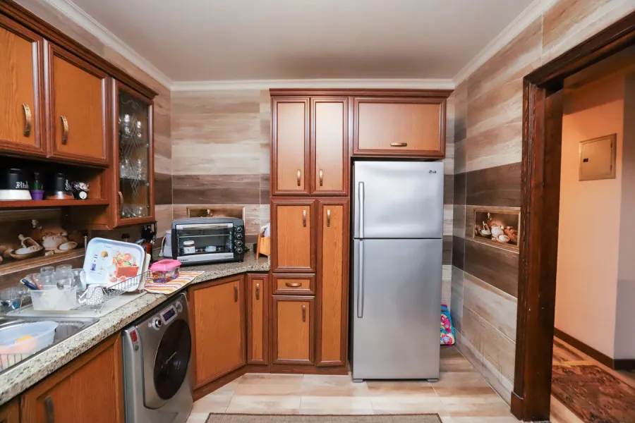 Apartment For Sale 215m Smouha (Naser Mousque St.)