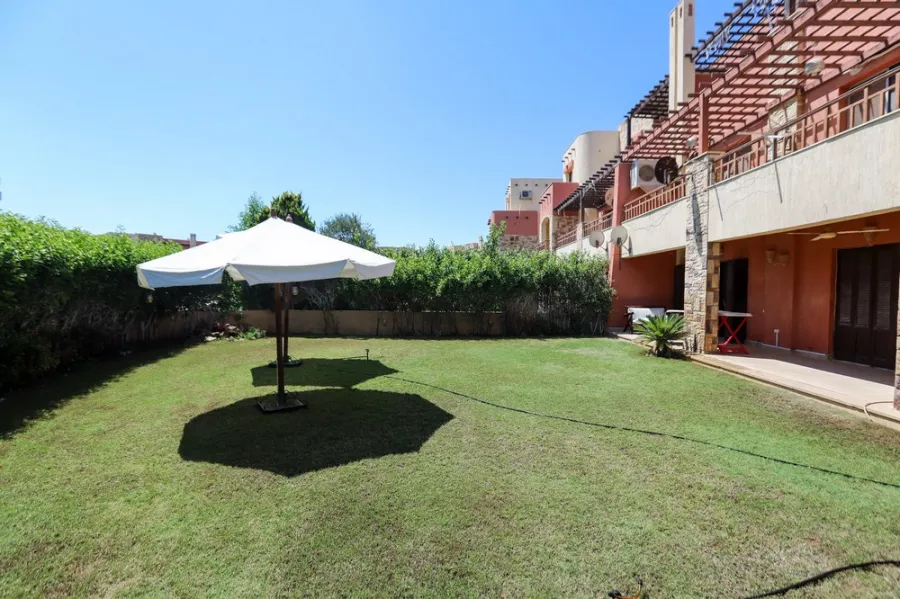 Chalet 165m for Sale North Coast (Valencia Kilo 57)