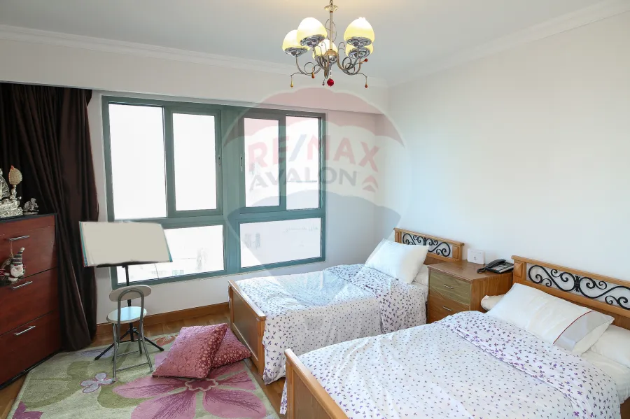 شقة للإيجار المفروش 136 م سان ستيفانو (الفورسيزونز)