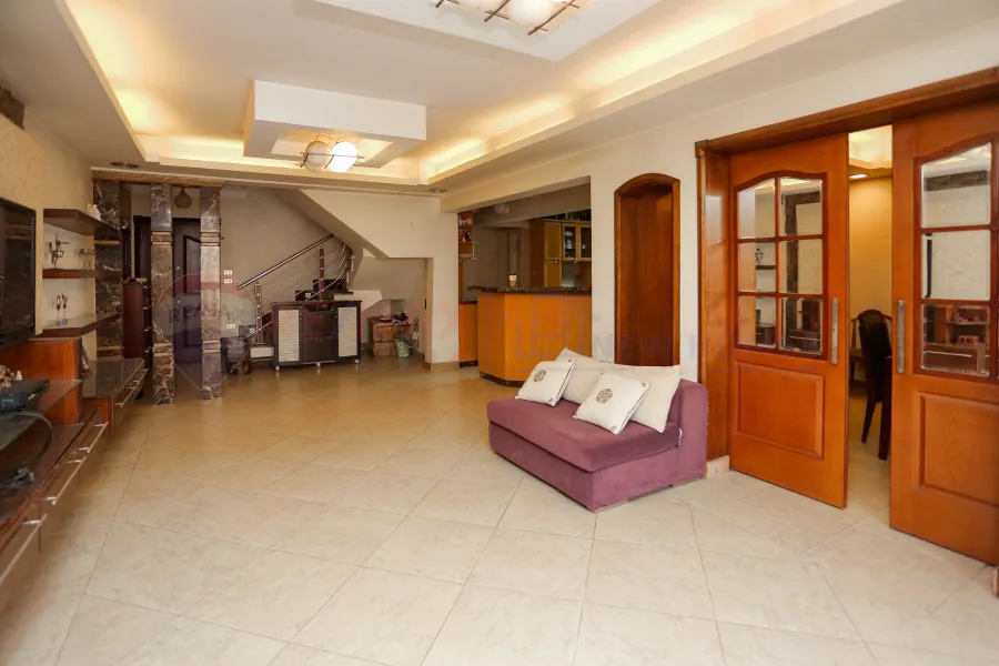 Duplex apartment for sale 314 m Moharam Bek (Moharam Basha district)