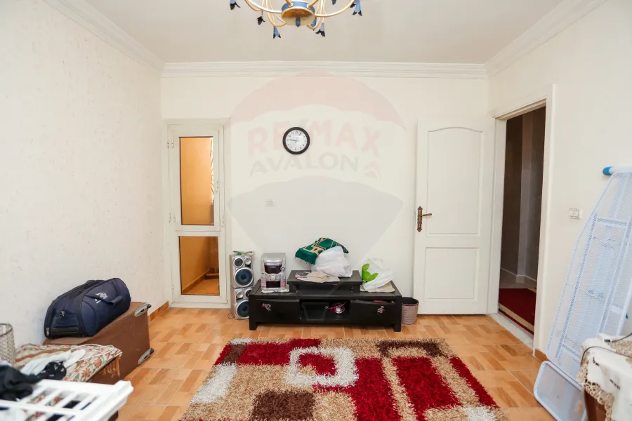 شقة للبيع 150 م سموحة ( ش زكى رجب ) خطوات من فوزى معاذ