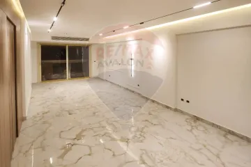 شقه للبيع 138 م  سموحه ( كومباوند حدائق السرايا )