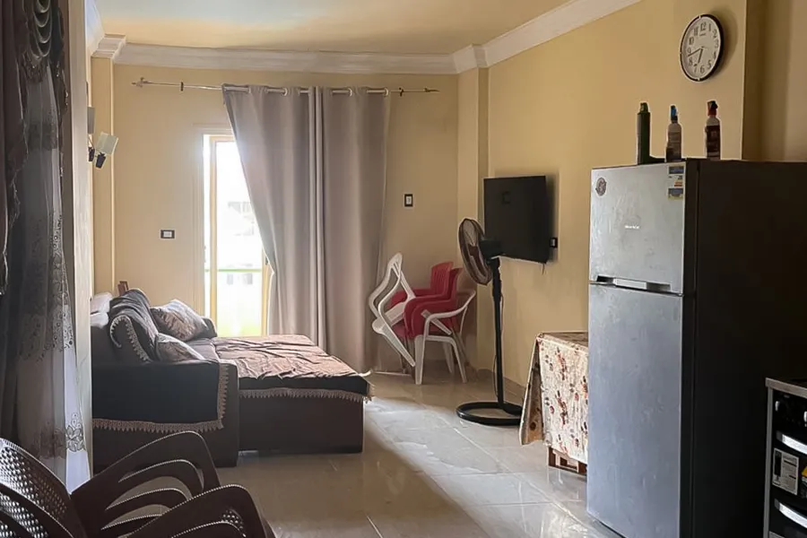 شاليه مفروش + روف للبيع (لاسيرينا) 120 م