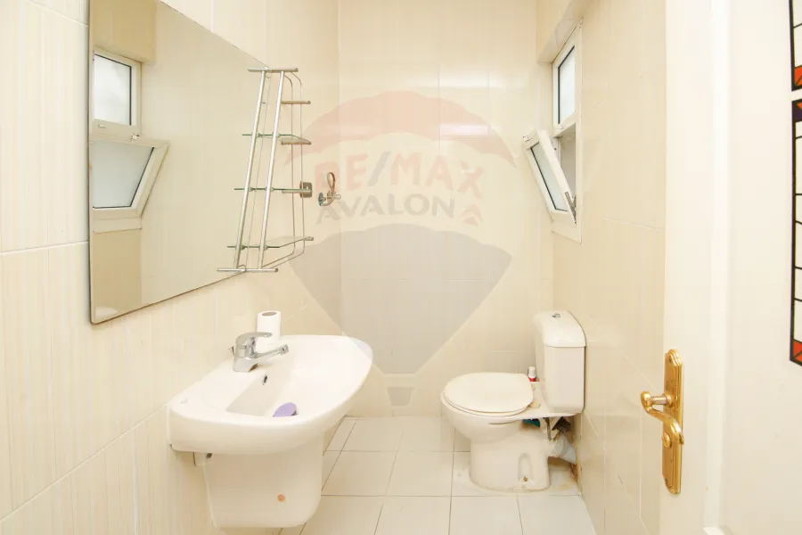 شقة للبيع 185م -  لوران (شارع سرهنك - مينا فلورنس)