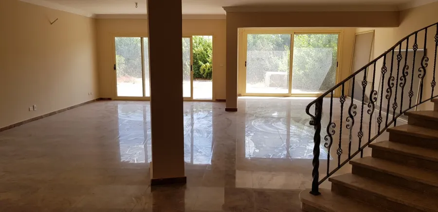 فيلا للإيجار370م كينج مريوط (كومباوند أليكس ويست - مطلات الجولف)