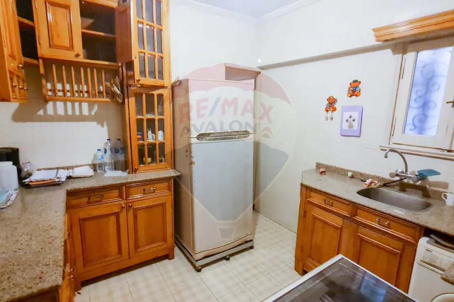 شقة للايجار 170 م سموحة (بجوار فتح الله)