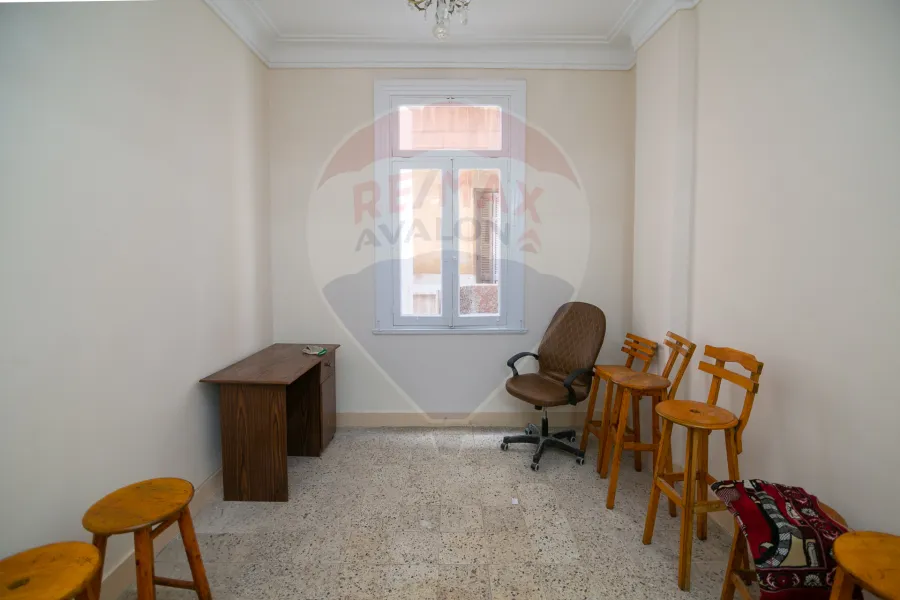 Apartment for sale 140 m Sporting (Omar Lotfy St.)