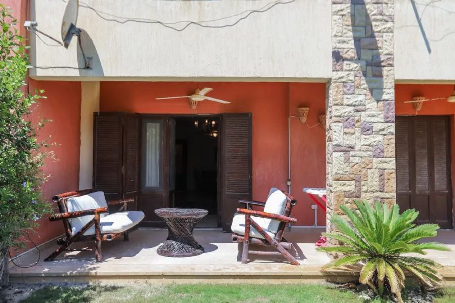 Chalet 165m for Sale North Coast (Valencia Kilo 57)