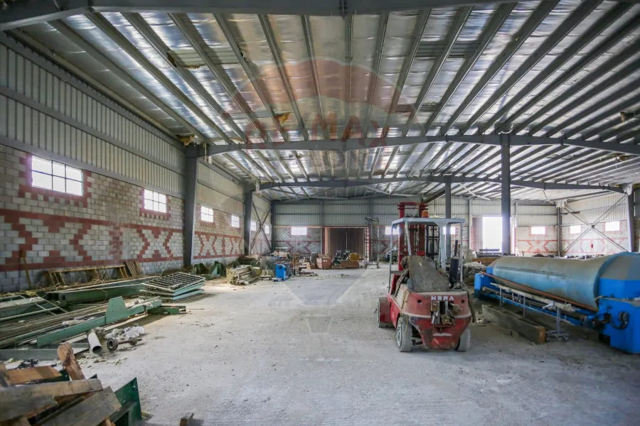 مصنع للبيع 4,593 م برج العرب (المنطقة الصناعية الرابعة)