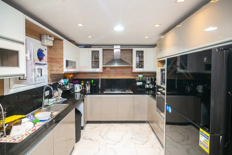 Apartment for sale 245 m Zezinia (Abo Qir St)