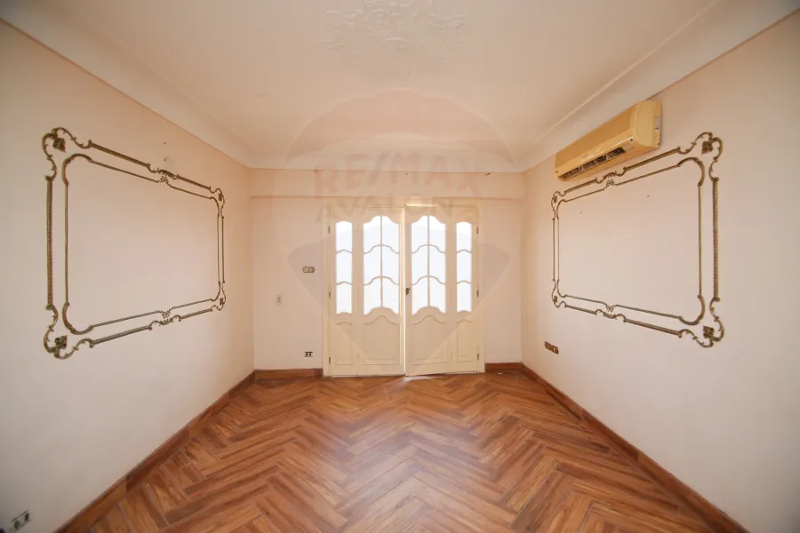 شقة للبيع 140م الشاطبي (علي الترام مباشرة )