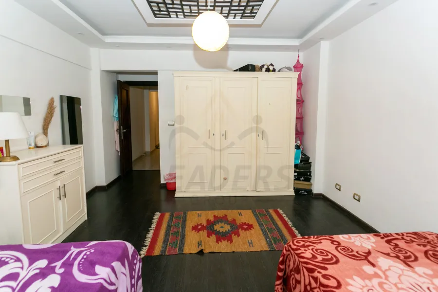 شقة للبيع 160 م سموحه (ش ادمون فريمون)