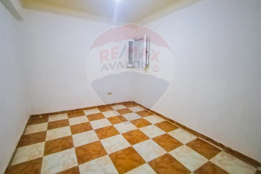 شقة للبيع 140 م سيدي بشر (خطوات من ش جمال عبد الناصر والعيسوي)