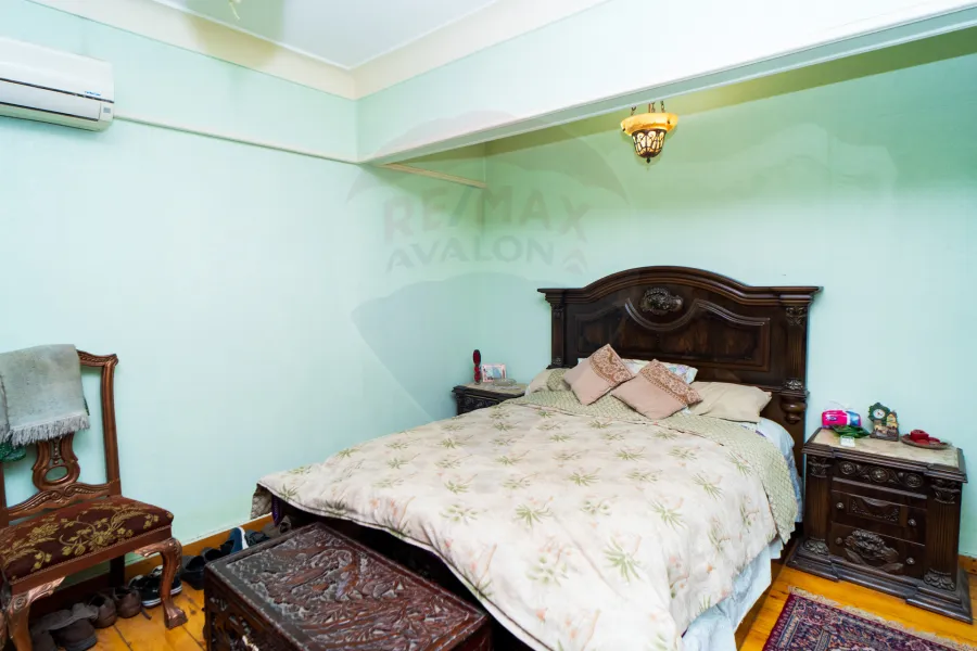 شقة للبيع 145 م سبورتنج (ش احمد علام)