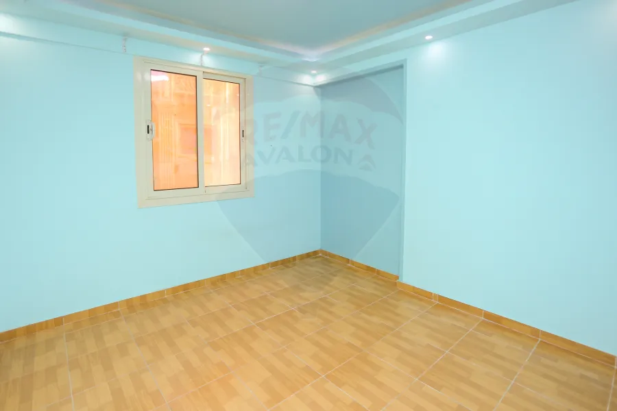 شقة للبيع 116 م سموحة (ش النقيب شريف رمزي)