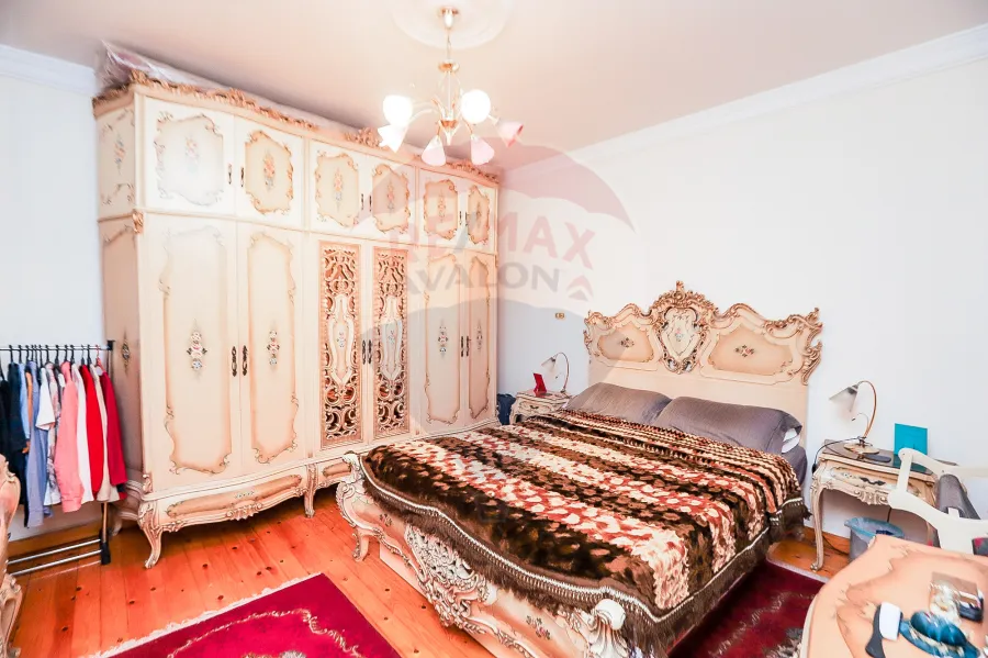 Apartment for Sale 160 m Fleming (Ahmed Basha Tork St - Steps from the Faculty of Physical Education.)