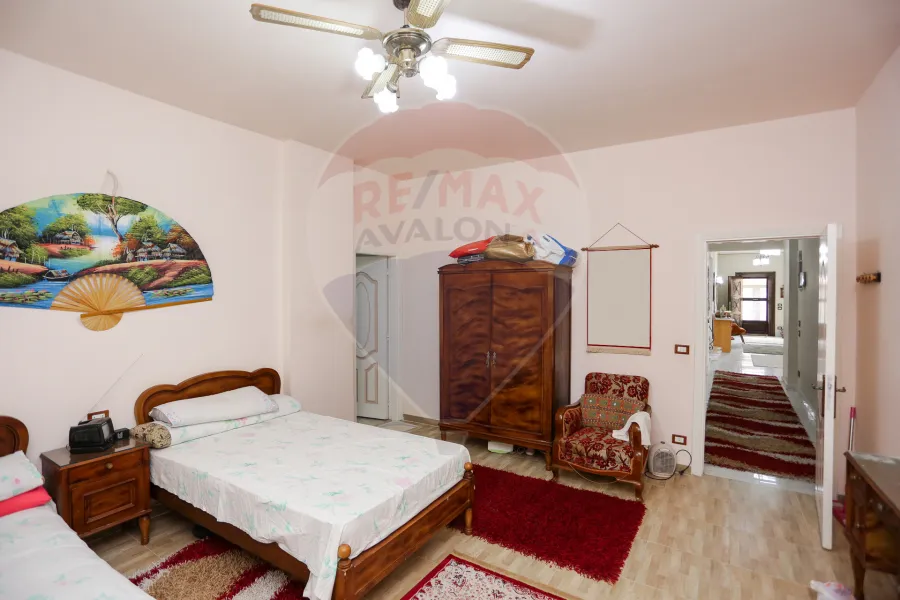 Stand Alone Villa for sale 1,008 m King Mariout