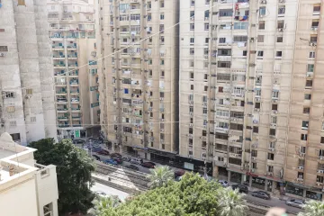 شقة للبيع 125 م لوران (متفرع من الاقبال)