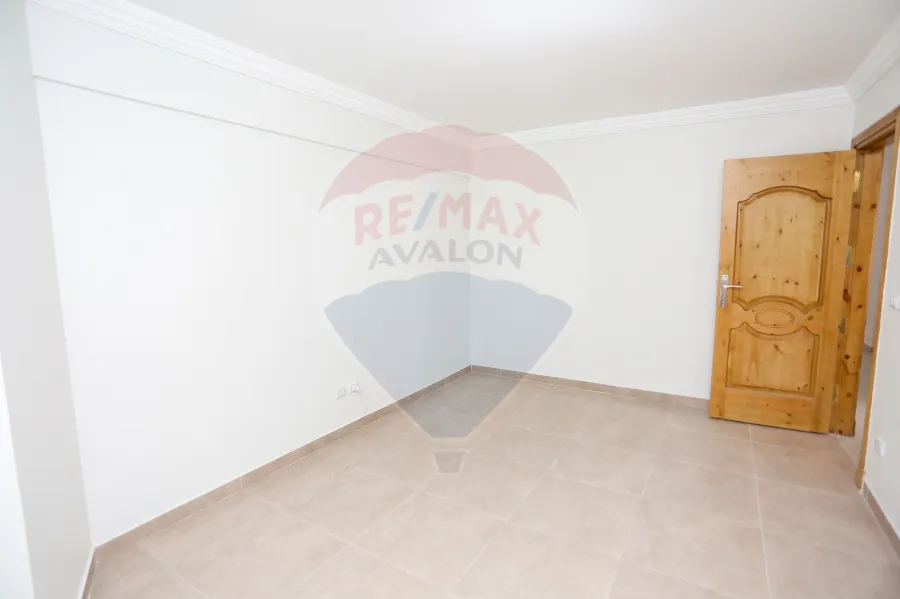 شقة إدارى للإيجار 310 م سموحه ( ابراج جرين تاورز )