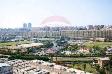 شقة للإيجار 200 م سموحة ( كوبرى 14 مايو- فيو مفتوح على نادى سموحة)