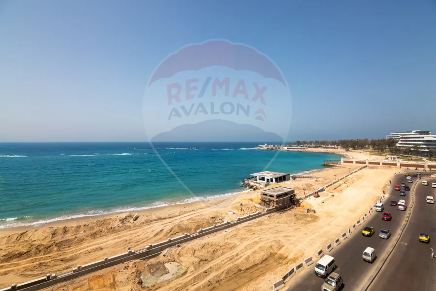 Apartment for sale 180 m Mandara (on the sea - Next to Sheraton Hotel)