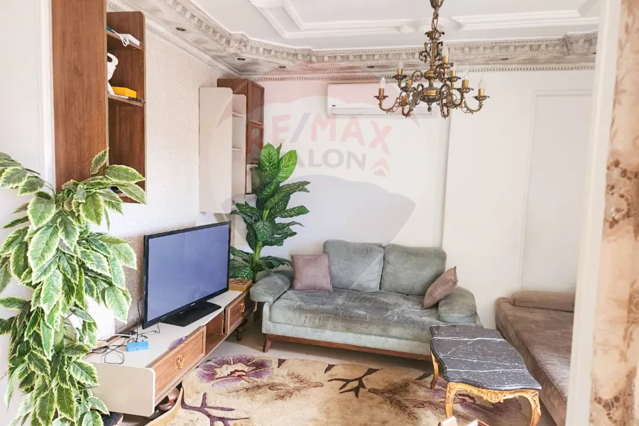 شقة للبيع 175 م جليم (خطوات من ش أبوقير)