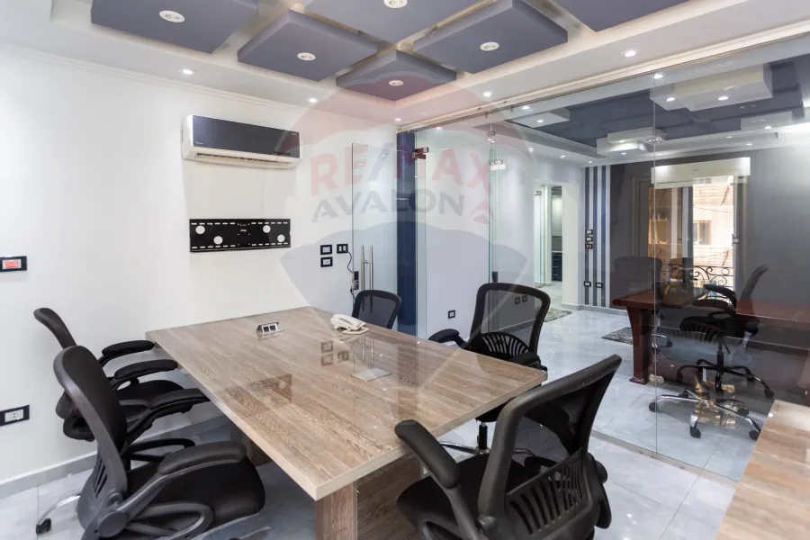 Administrative apartment for rent furnished 220 m in Janaklis (Al-Hurriya Road)