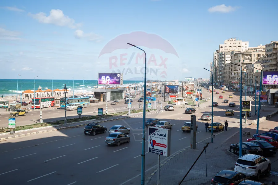 Apartment for sale 135 m Sporting (on the sea)